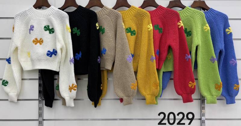 Swetry damskie Roz Standard, Mix Kolor .Paczka 10 szt